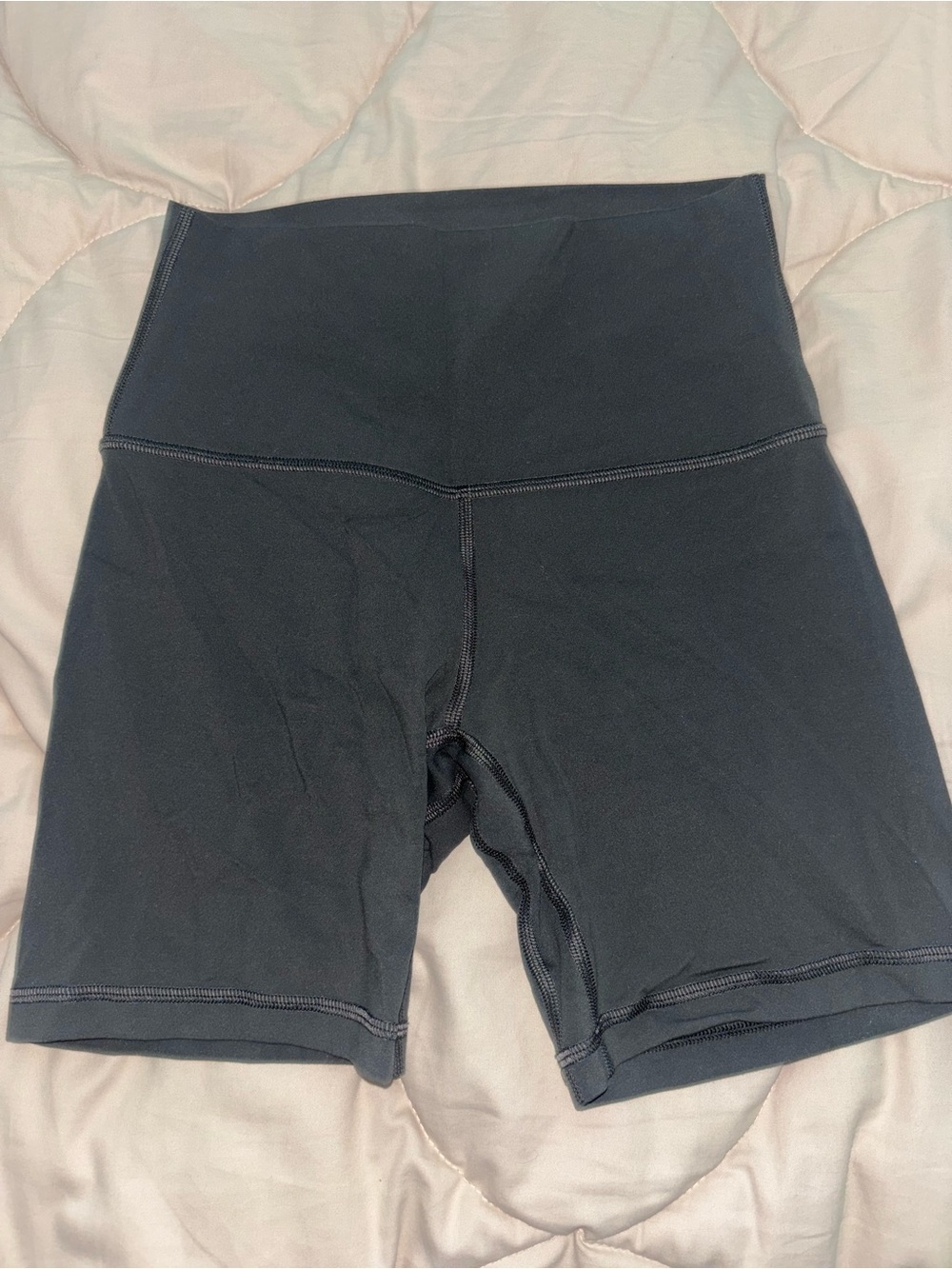lululemon align 6” short in graphite